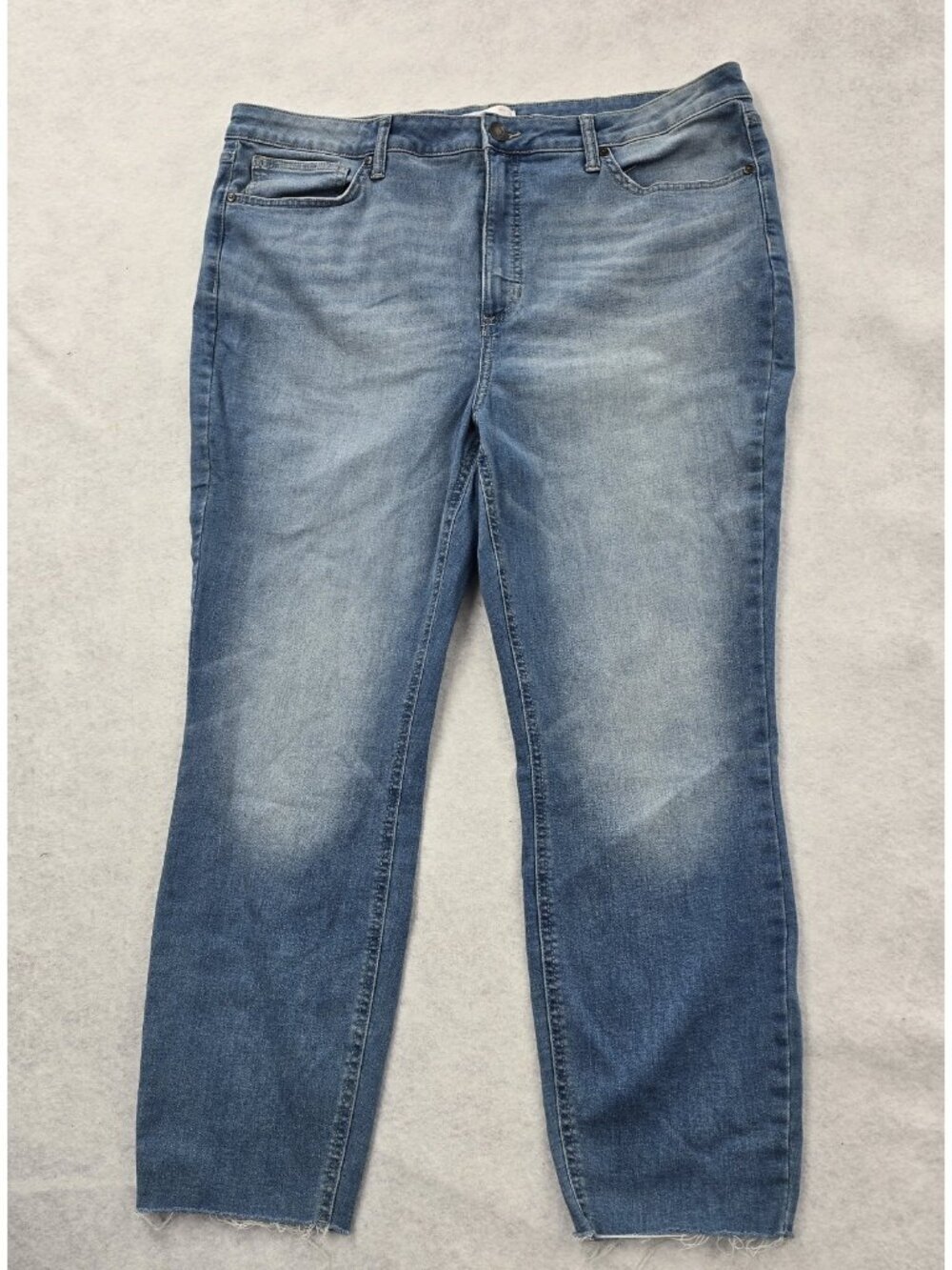LC Lauren Conrad High-Rise Skinny Ankle Jeans 18W Light Wash Stretch Raw Edge